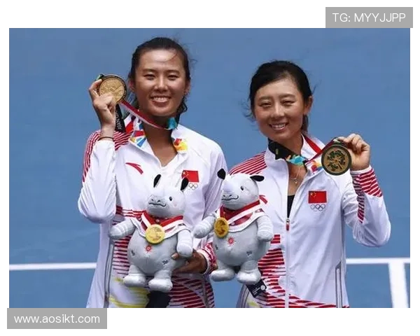 武汉网球队与广州网球队赛后复盘分析灵活性表现与战术对比